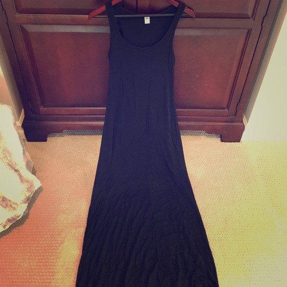 Old Navy Dresses & Skirts - Black Racerback Maxi Dress